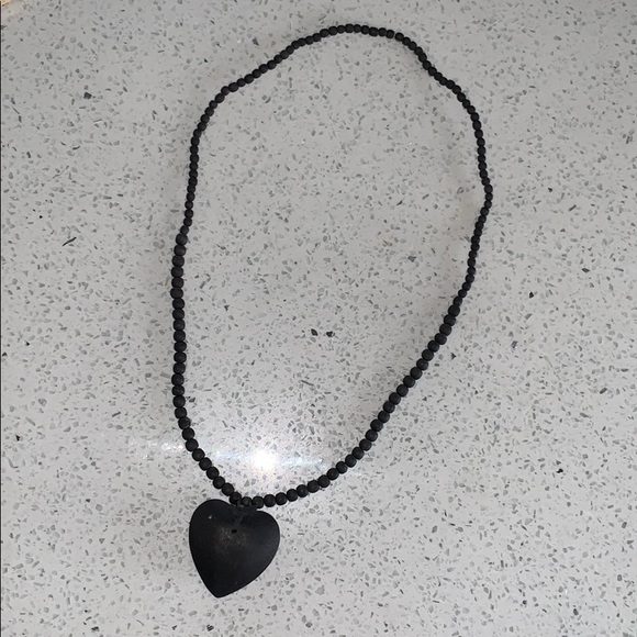 Black Wood Heart Pendant Beaded Necklace - Picture 7 of 7